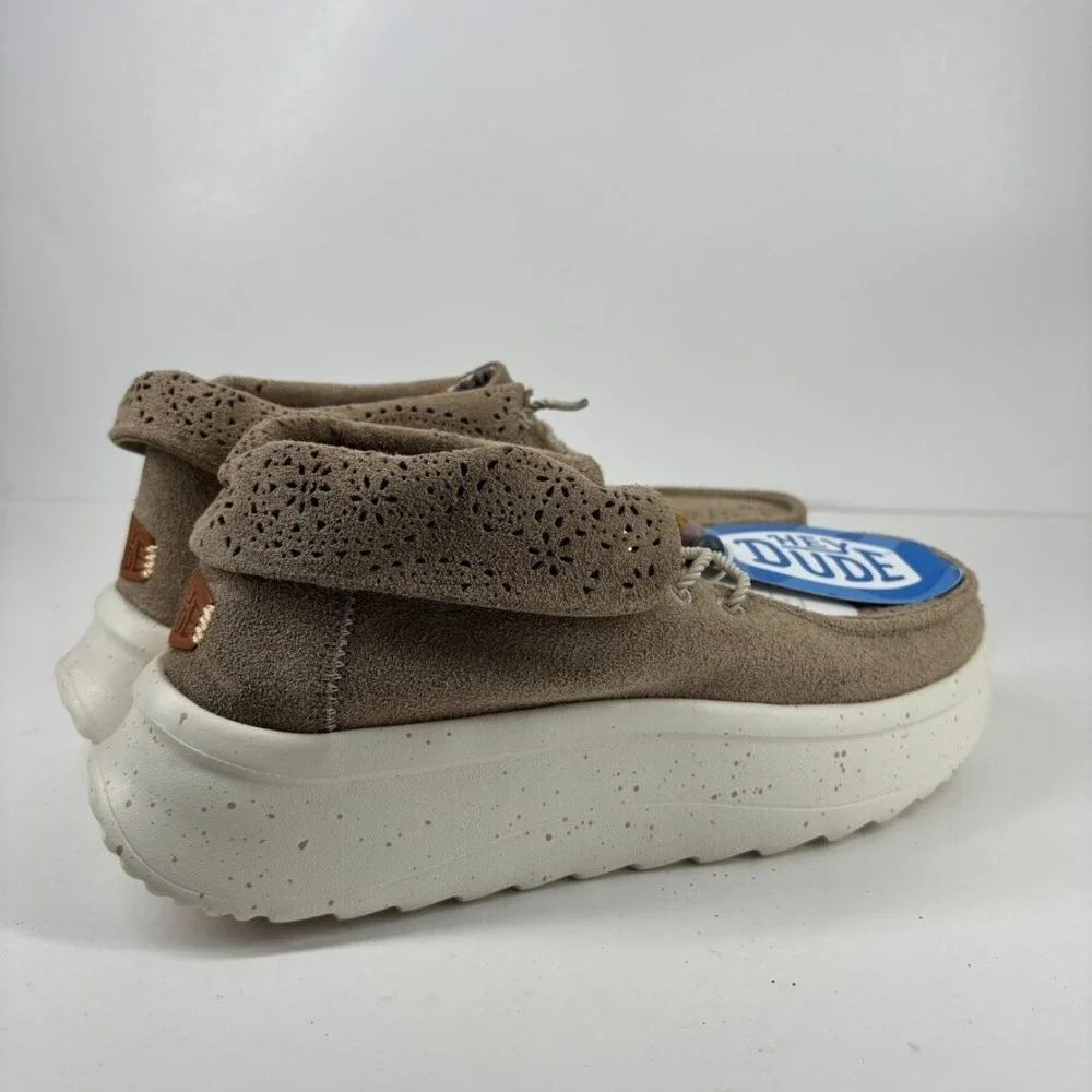 Hey Dude Wendy Peak Fold Boot Suede‎ Women's US 9 Brown Moc Toe Platform Booties
